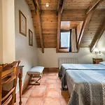 El Refugio De Aran 아파트호텔 3*