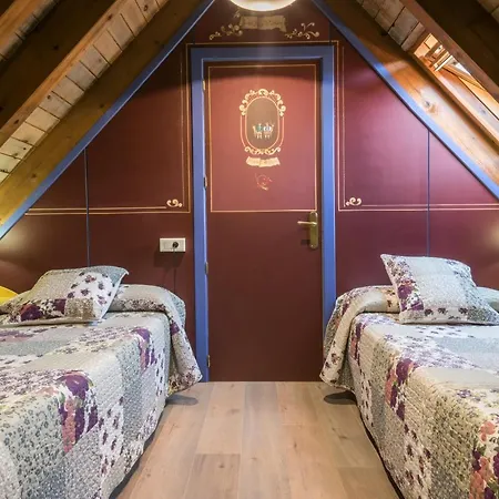 El Refugio De Aran Apartahotel 3*
