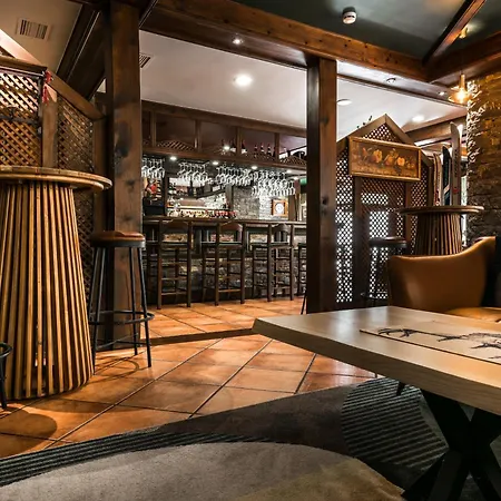 公寓式酒店 El Refugio De Aran 3*