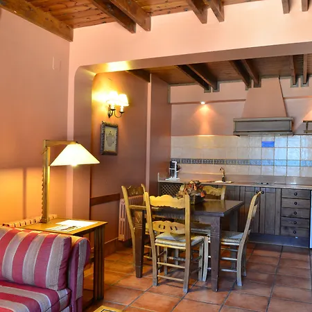 Ξενοδοχείο με διαμερίσματα El Refugio De Aran