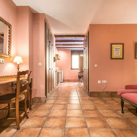 El Refugio De Aran Aparthotel 3*